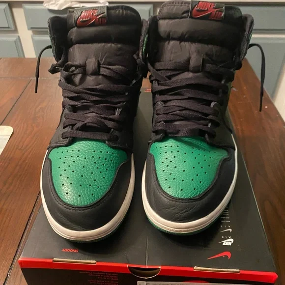 Jordan 1 High Retro Pine Green - Picture 5 of 6